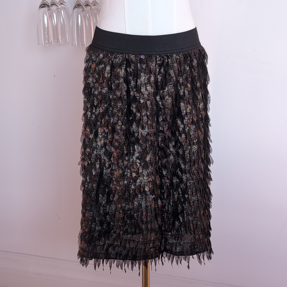 Textured Worthington Metallic Fringe Midi Skirt in Black/Gold